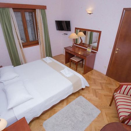 Rooms Plava Laguna 普利莫顿 外观 照片
