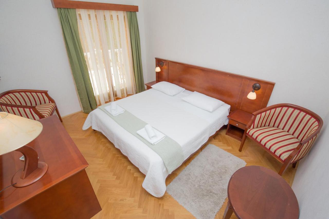 Rooms Plava Laguna 普利莫顿 外观 照片