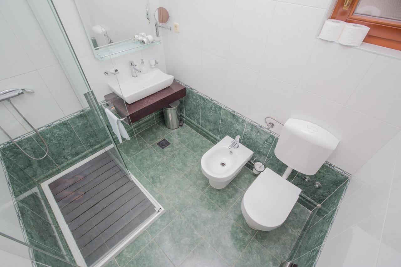 Rooms Plava Laguna 普利莫顿 外观 照片
