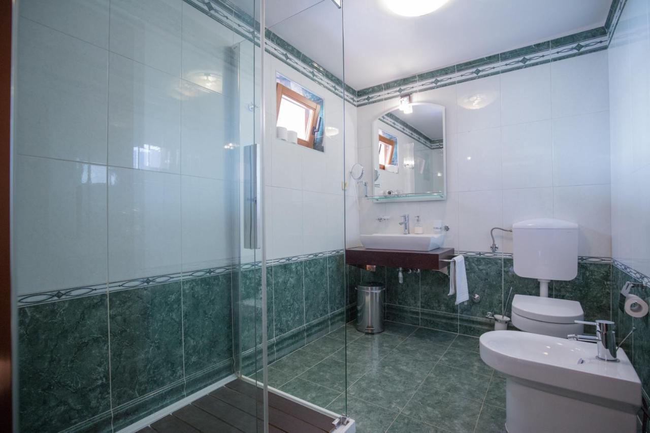 Rooms Plava Laguna 普利莫顿 外观 照片