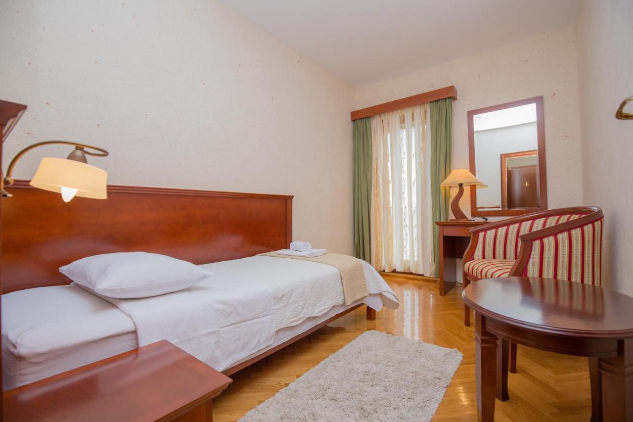 Rooms Plava Laguna 普利莫顿 外观 照片